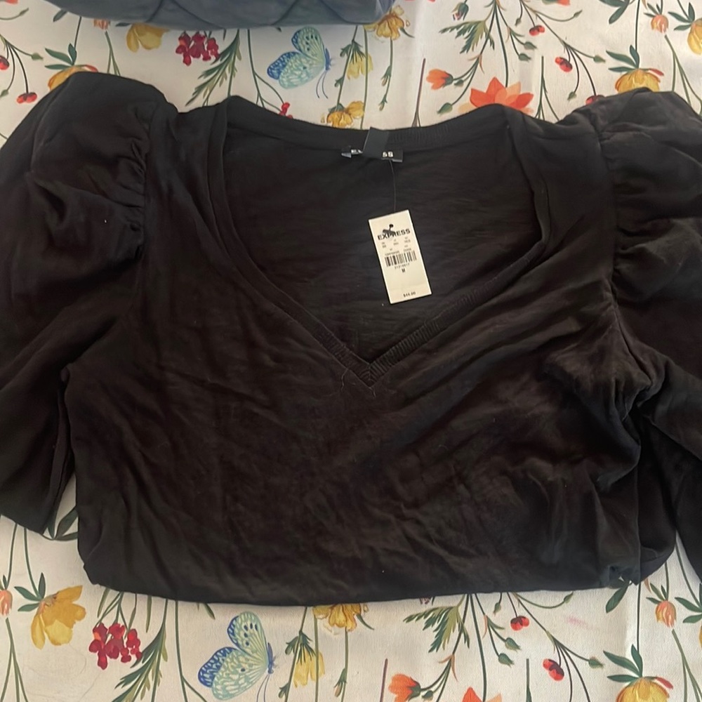 Express black puff long sleeve